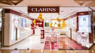 於clarins.com購物滿HK$500可享有2倍「亞洲萬里通」里數
